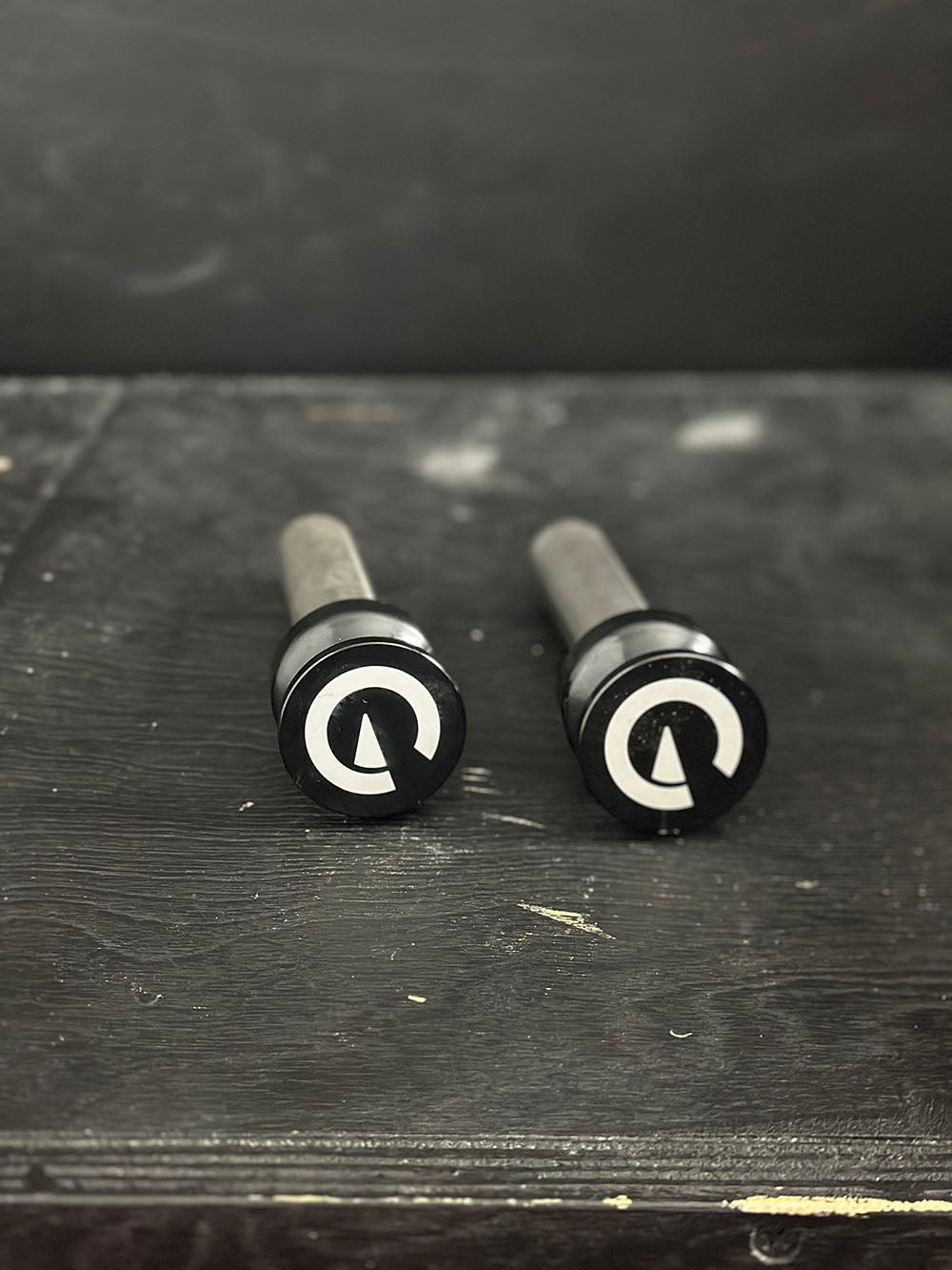 Magnetic Edge Pins
